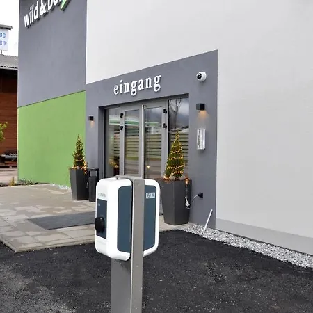 Wild & Bolz Emotel Hotel