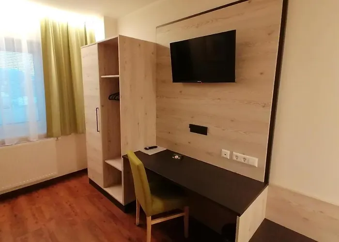 Wild & Bolz Emotel 特里本