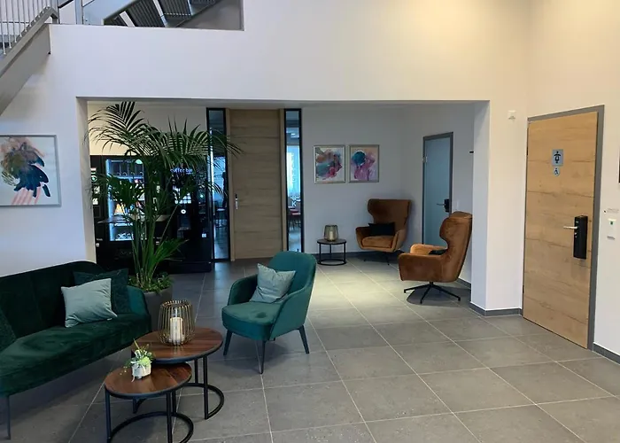 Wild & Bolz Emotel فندق *